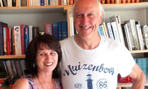 Trotse Naledi Uitgewers